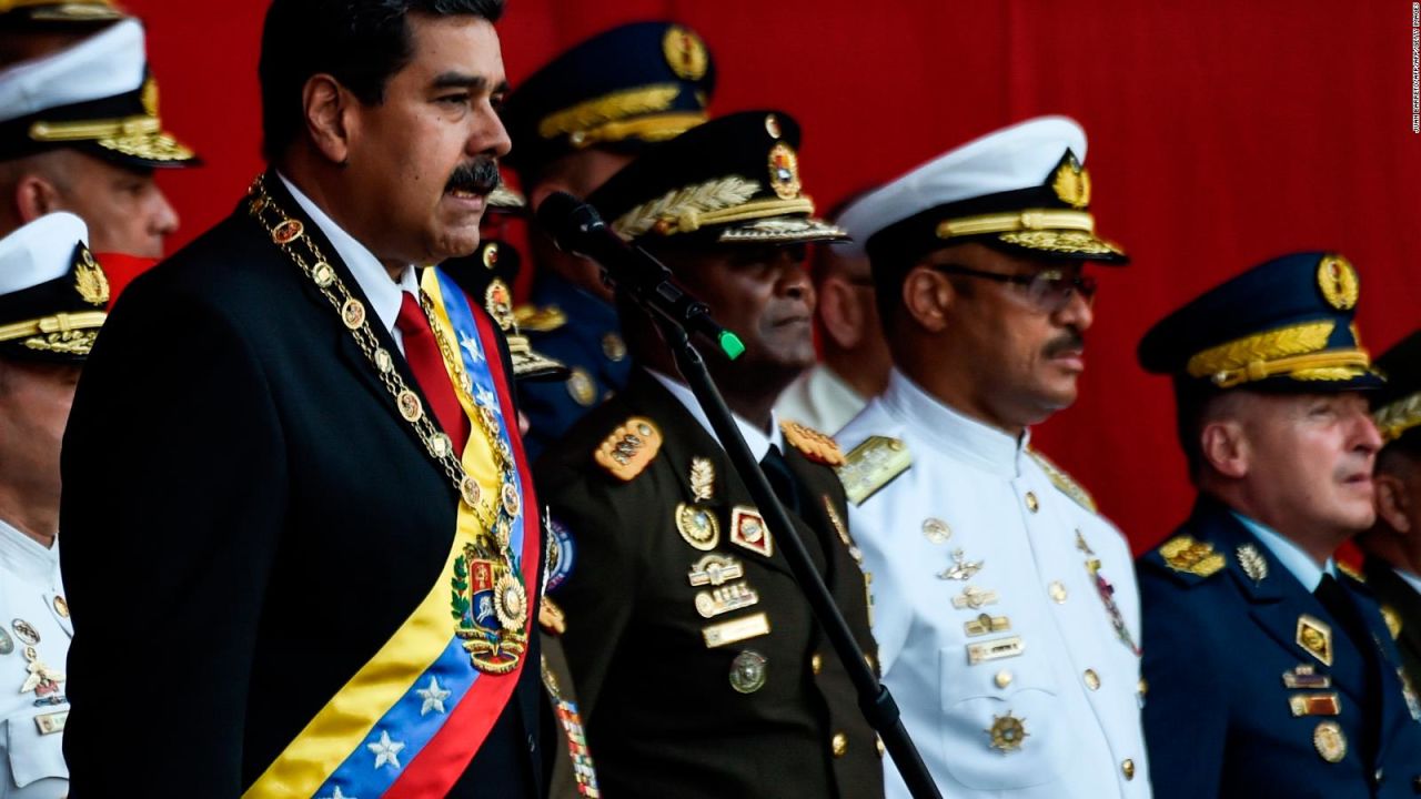 CNNE 571407 - manuel aguilera- "las cupulas militares en venezuela estan sostenidas en el dinero"