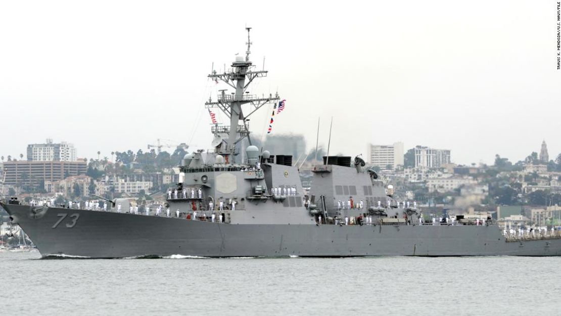 El USS Decatur, buque de guerra de Estados Unidos.