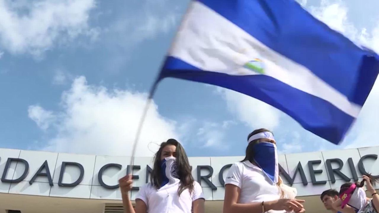 CNNE 573900 - los estudiantes nicaraguenses instigados por la propia universidad