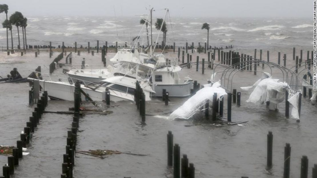 El huracán Michael afectó seriamente las embarcaciones en Port St. Joe este miércoles.