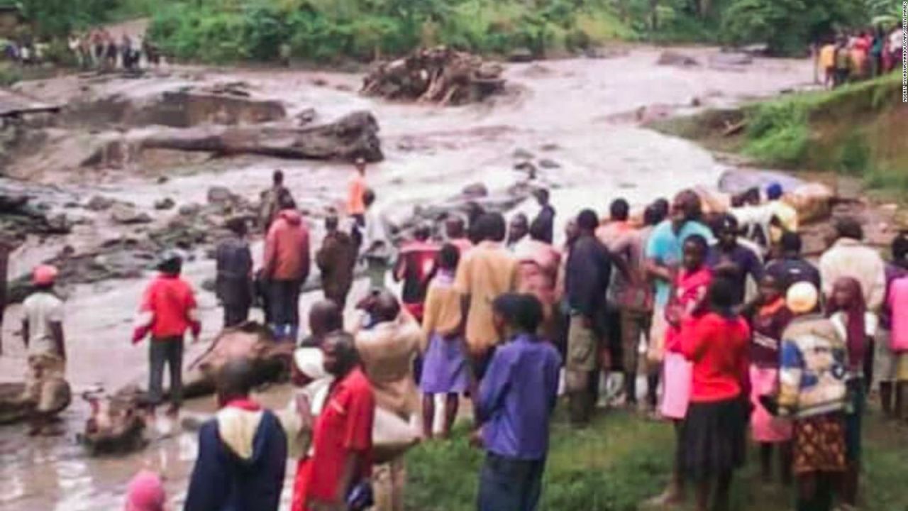 CNNE 577187 - 17 muertos tras deslizamientos de tierra en uganda