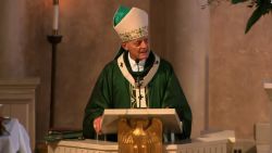 CNNE 577699 - el papa acepta la renuncia del cardenal donald wuerl en ee-uu-