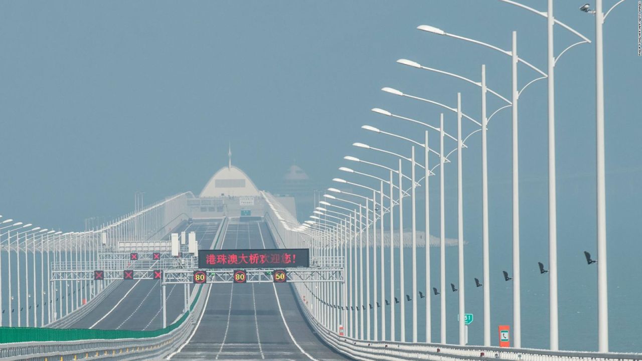 CNNE 580101 - china inaugura puente mas grande sobre el mar