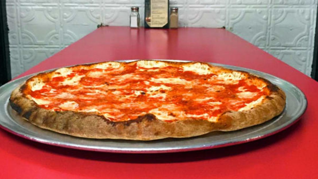 Totonno, en Coney Island, ha estado abierto desde 1924, por lo que es una de las pizzerías más antiguas de Estados Unidos.