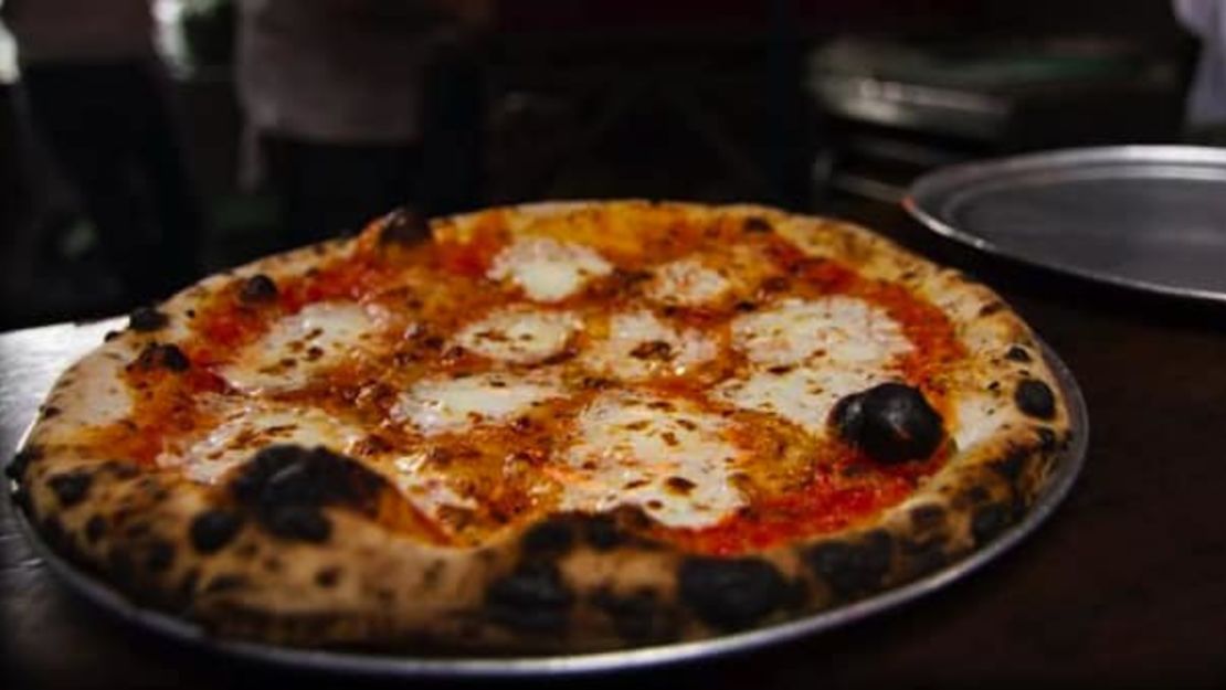 Roberta hace una buena pizza, pero la elección estelar es casi siempre la clásica margherita.