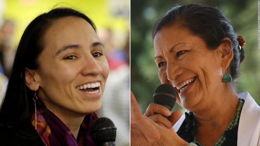 Sharice Davids y Deb Haaland.