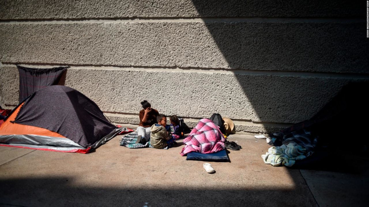 CNNE 587564 - caravana migrante recibe apoyo legal en mexico