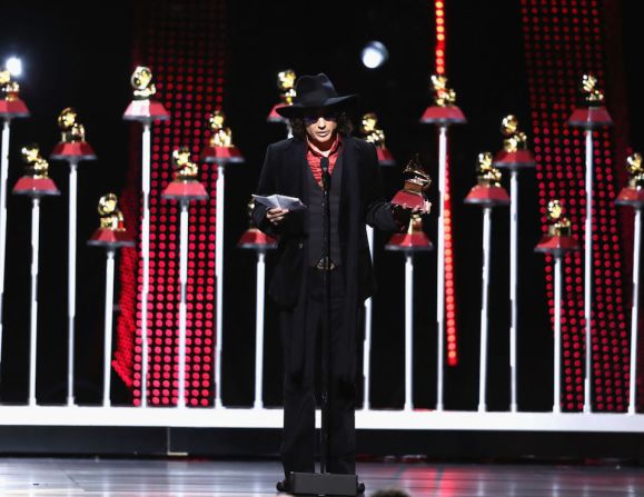 Bunbury ganó el premio a Mejor Álbum de Rock por "Expectativas".