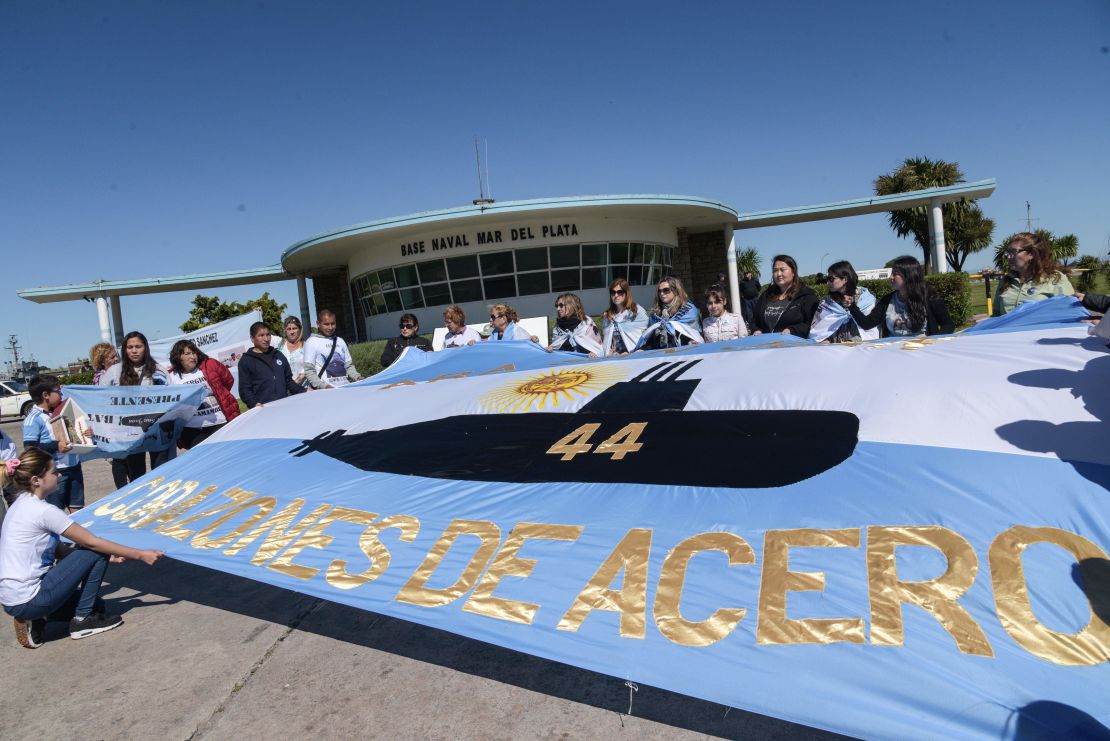 Familiares de la tripulación del submarino ARA San Juan.