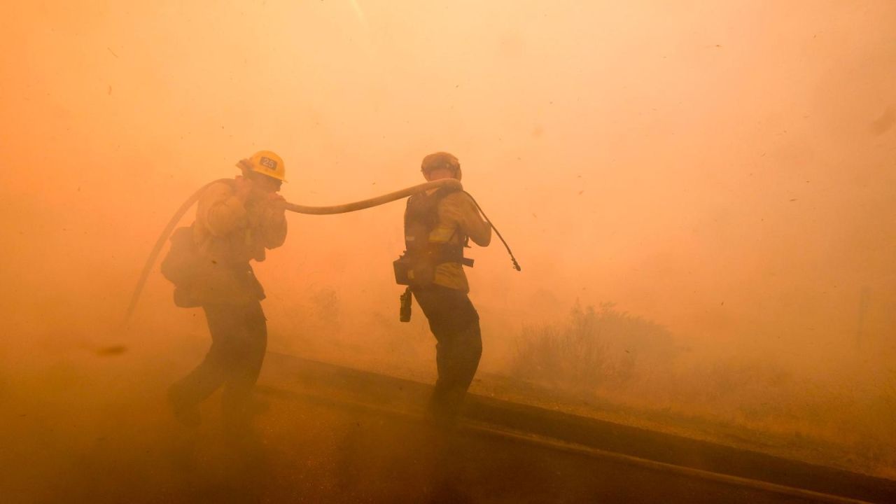 CNNE 589993 - fuegos en california acaban con el presupuesto para combatir incendios