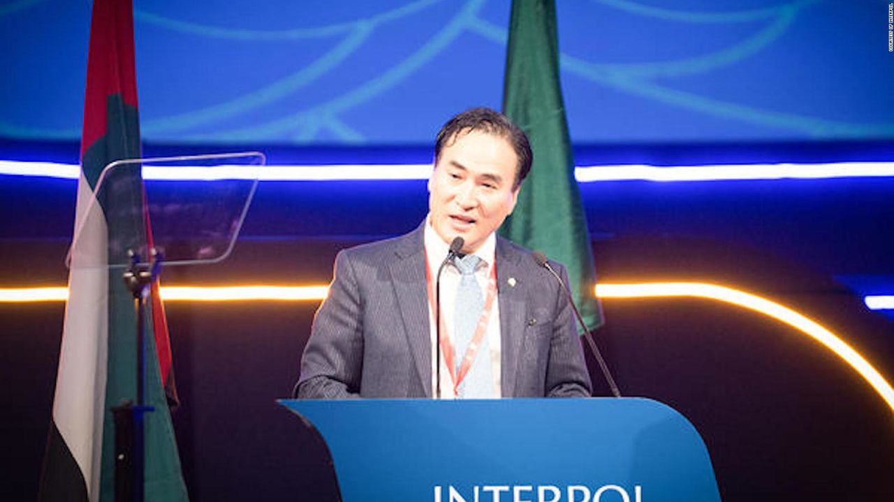 CNNE 590113 - conoce al nuevo director de la interpol