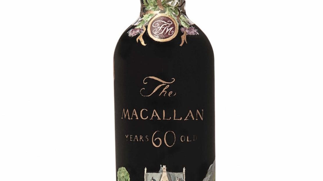 Una botella del whisky The Macallan 1926 60 Años se vendió en 1,5 millones de dólares.