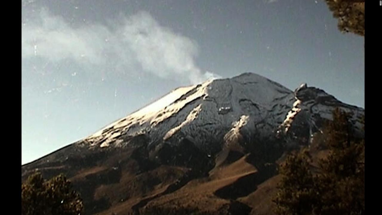 CNNE 593295 - actividad en el volcan popocatepetl