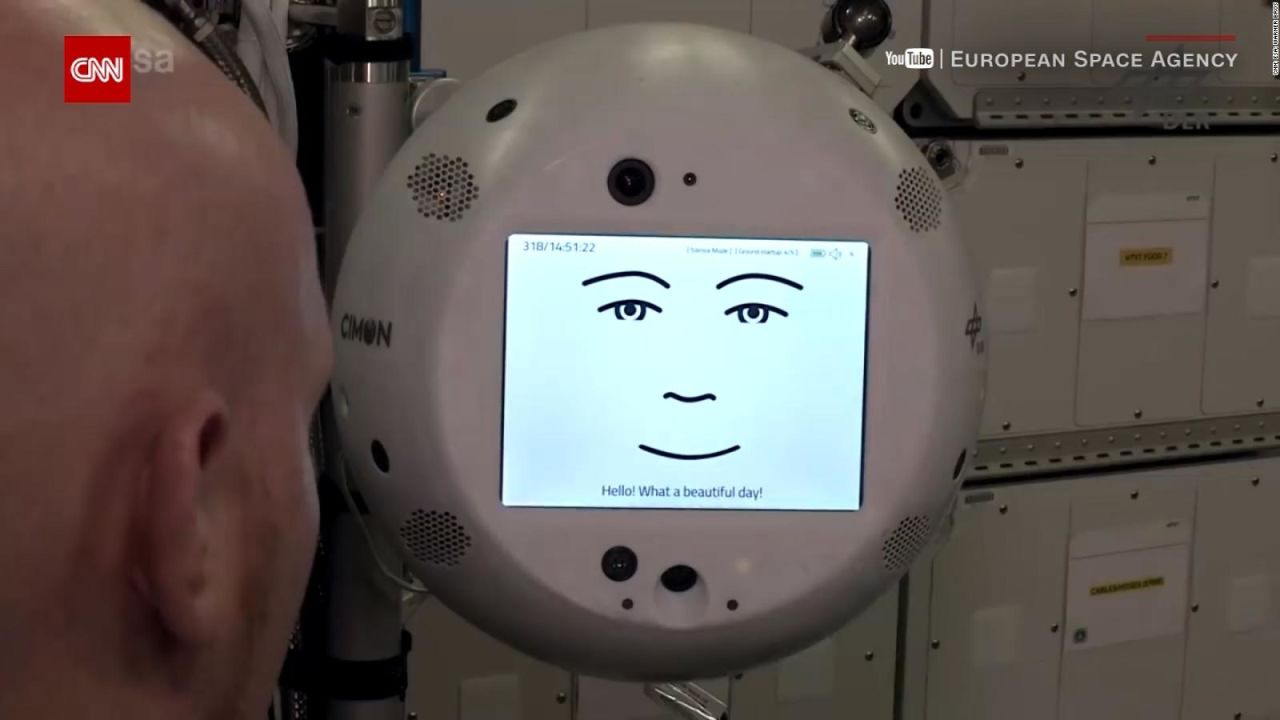 CNNE 593757 - cimon, el nuevo robot de la eei