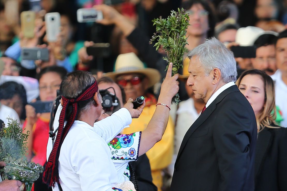 Andrés Manuel López Obrador, en el día en que asumió la presidencia de México.