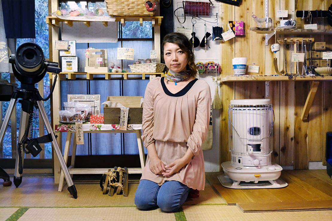 Naoko Ida convirtió una casa de estilo antiguo japonés en un café.