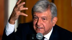 CNNE 595993 - ¿cual es la controversia detras amlo y la reduccion de salarios?