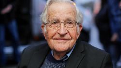 CNNE 596232 - noam chomsky- mexico es victima del narcotrafico y no la causa del problema