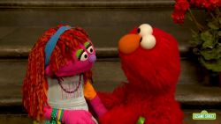 CNNE 596326 - un muppet de "plaza sesamo" es una persona sin hogar