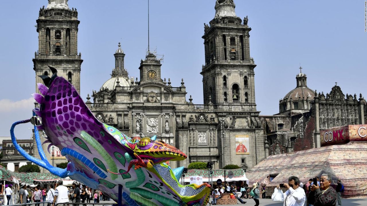 CNNE 596338 - ciudad de mexico, la mas apetecida por los turistas para fin de ano