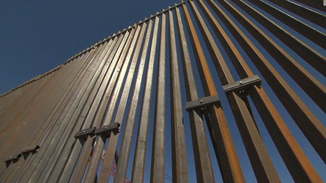 CNNE 596633 - 180329222510-border-wall-calexico-ca-super-tease