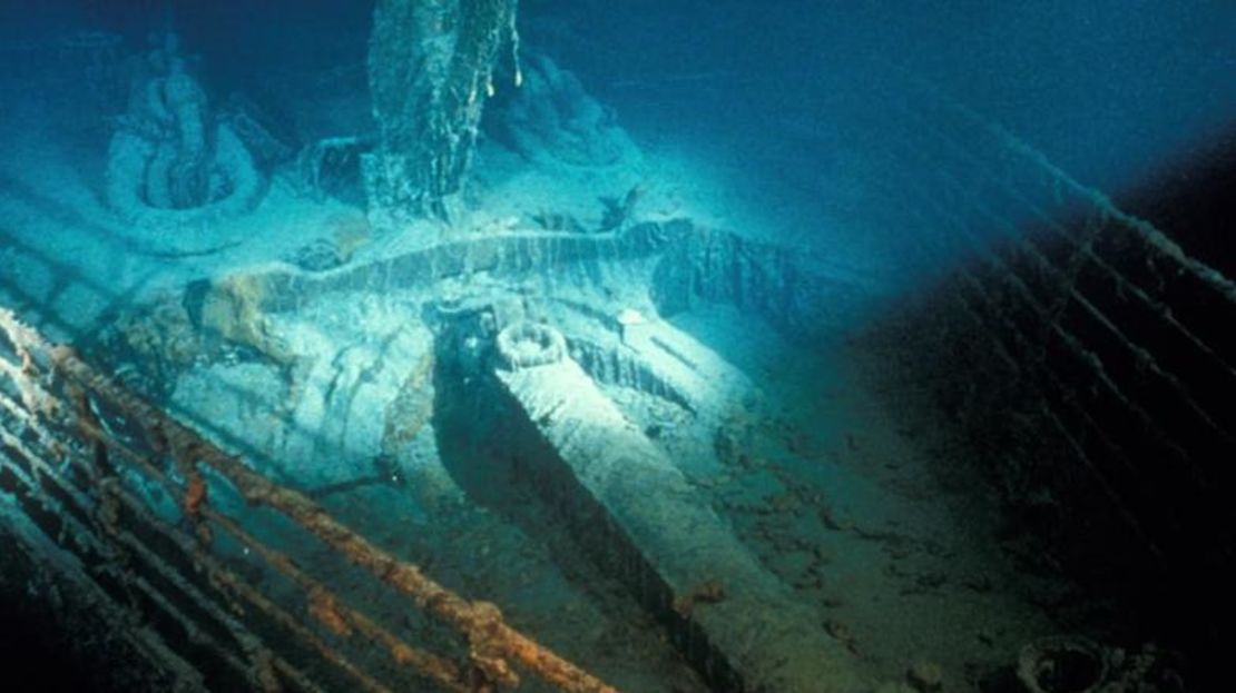 Los restos del Titanic, que se hundió en 1912, fueron descubiertos en 1985.