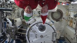 CNNE 598830 - asi es la navidad en el espacio