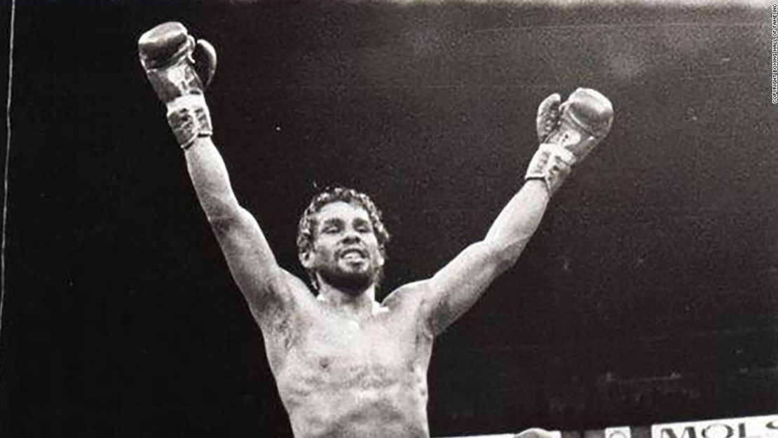 CNNE 5988d0f4 - 190617113147-01-roberto-duran-no-ms-documentary-intl-super-169