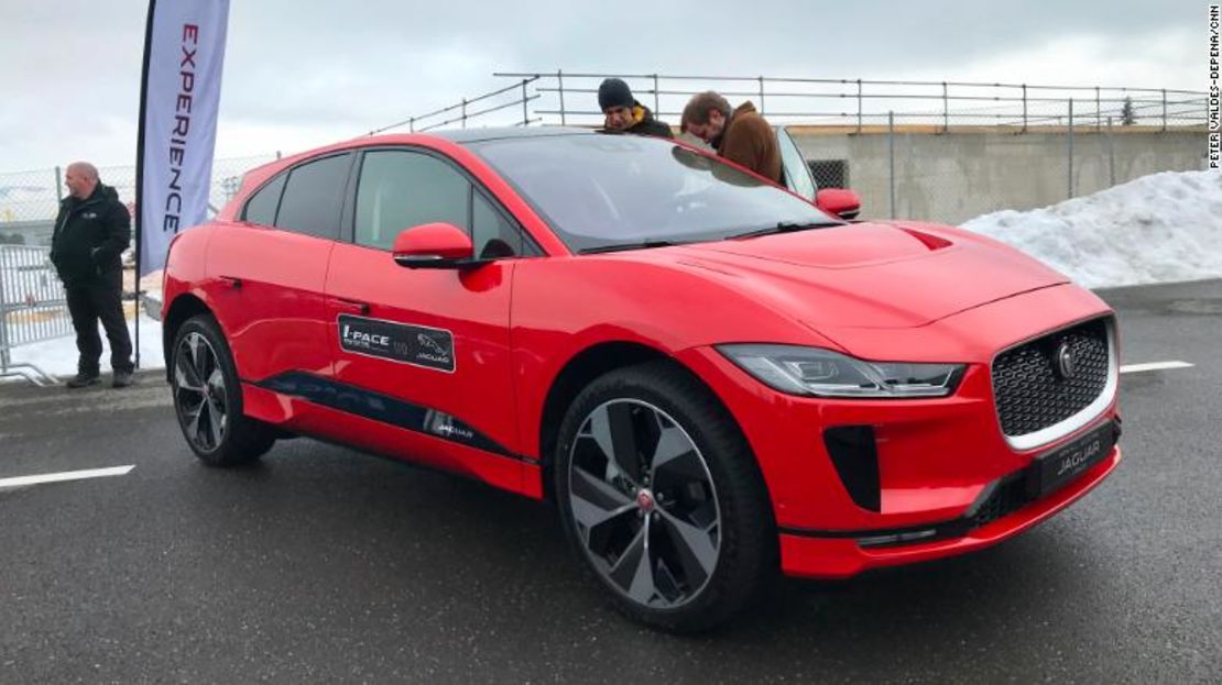 El Jaguar I-Pace es un crossover completamente eléctrico divertido de conducir.