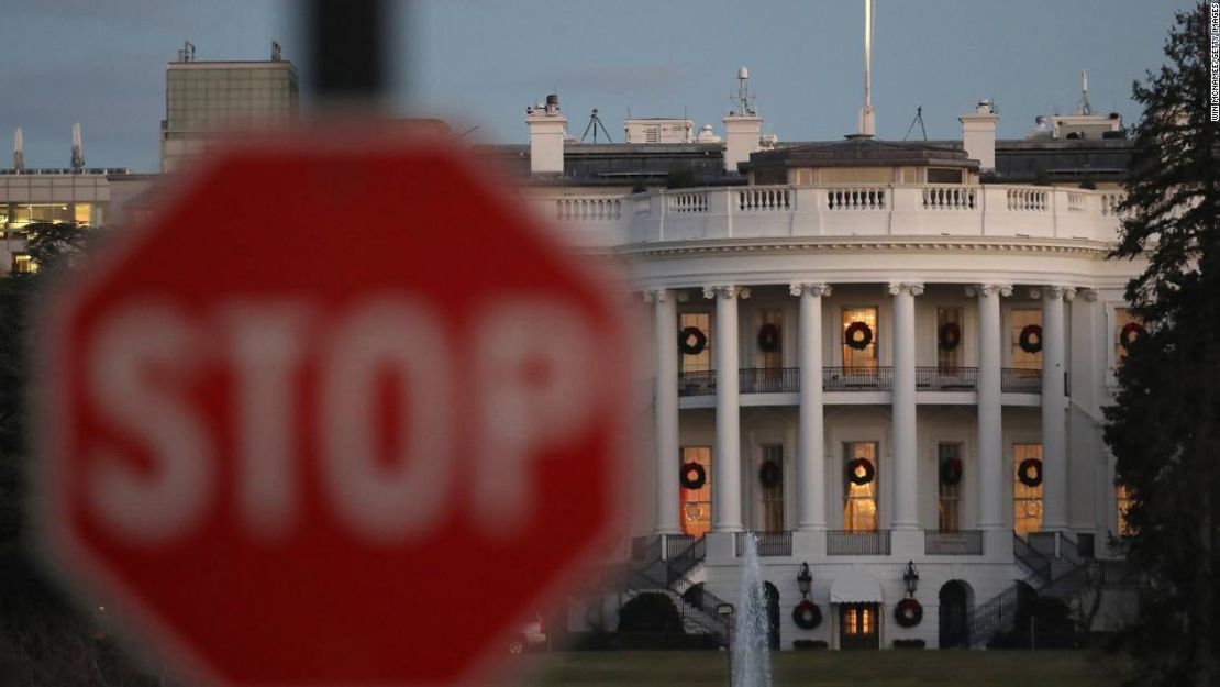 El cierre de gobierno en Estados Unidos continuará hasta que los demócratas y Trump lleguen a un acuerdo sobre los fondos el muro fronterizo y para la seguridad en la frontera.