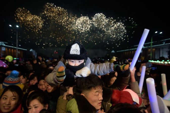 Así se celebró la llegada del Año Nuevo en Pyongyang, la capital de Corea del Norte.