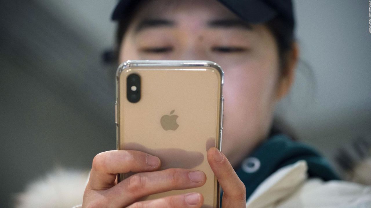 CNNE 601766 - la guerra comercial esta afectando la venta de iphones en china