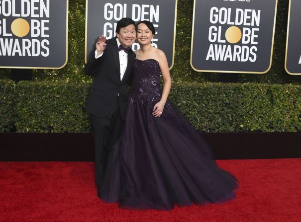 Ken Jeong y su esposa, Tran. Jordan Strauss/Invision/AP