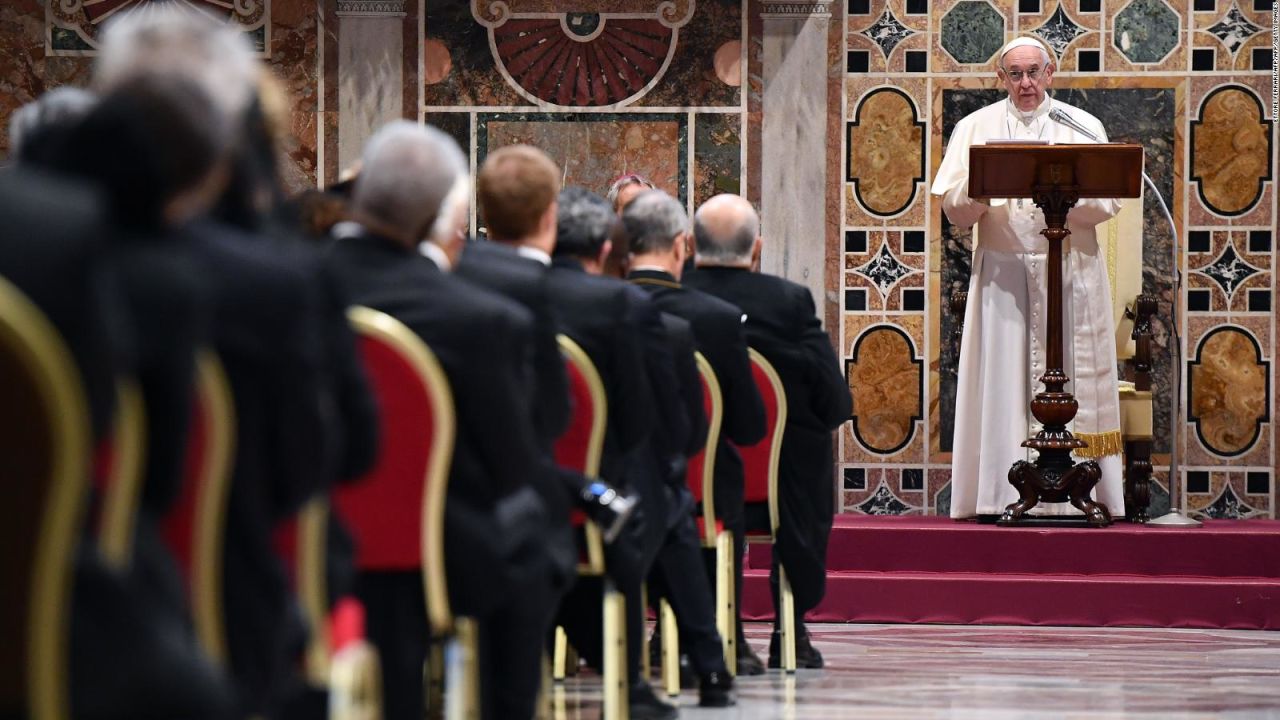 CNNE 602673 - papa francisco- el abuso a menores es "una de las plagas de nuestro tiempo"