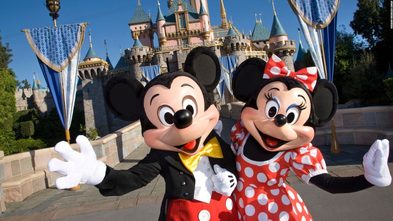 CNNE 602883 - tus vacaciones en disneyland ahora seran mas caras