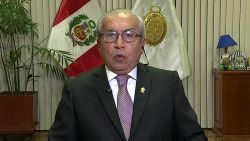 CNNE 603023 - pedro chavarry presenta su renuncia como fiscal general de peru