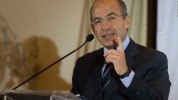 CNNE 605891 - felipe calderon responde a las acusaciones en su contra