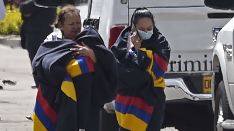 La explosión se produjo en la Escuela General Santander, al sur de la ciudad, donde este jueves se iban a celebrar graduaciones.