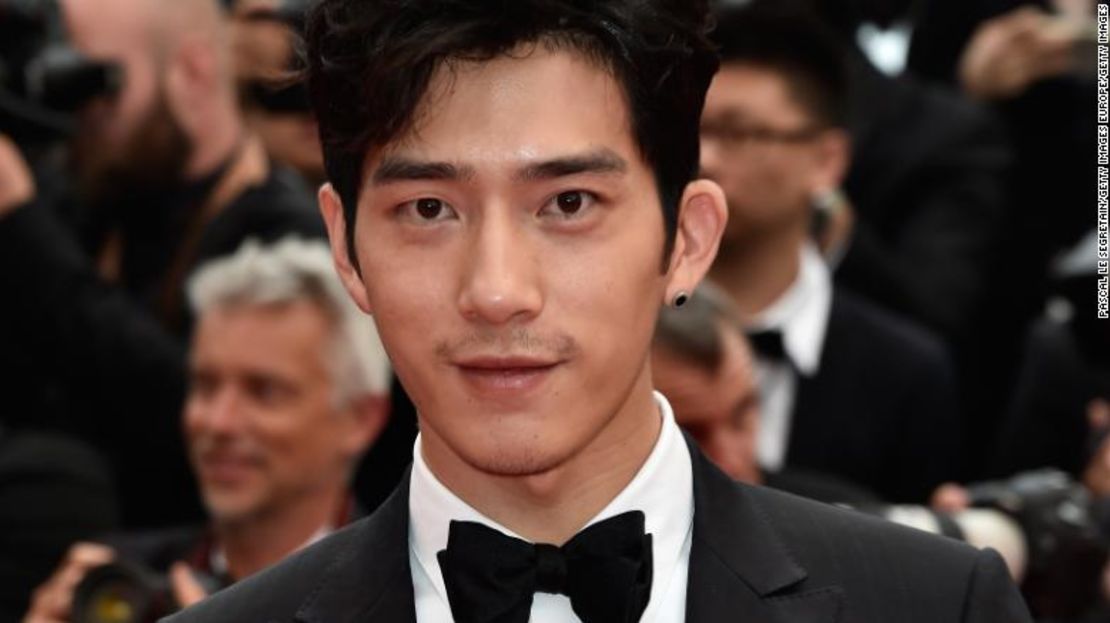 Jing Boran aparece llevando un arete en la oreja durante el festival de Cannes, en Francia, en 2016.