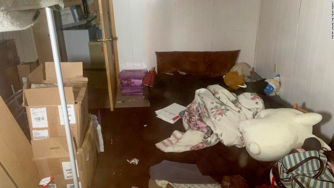 Interior de la casa donde estuvo secuestrada Jayme Closs.