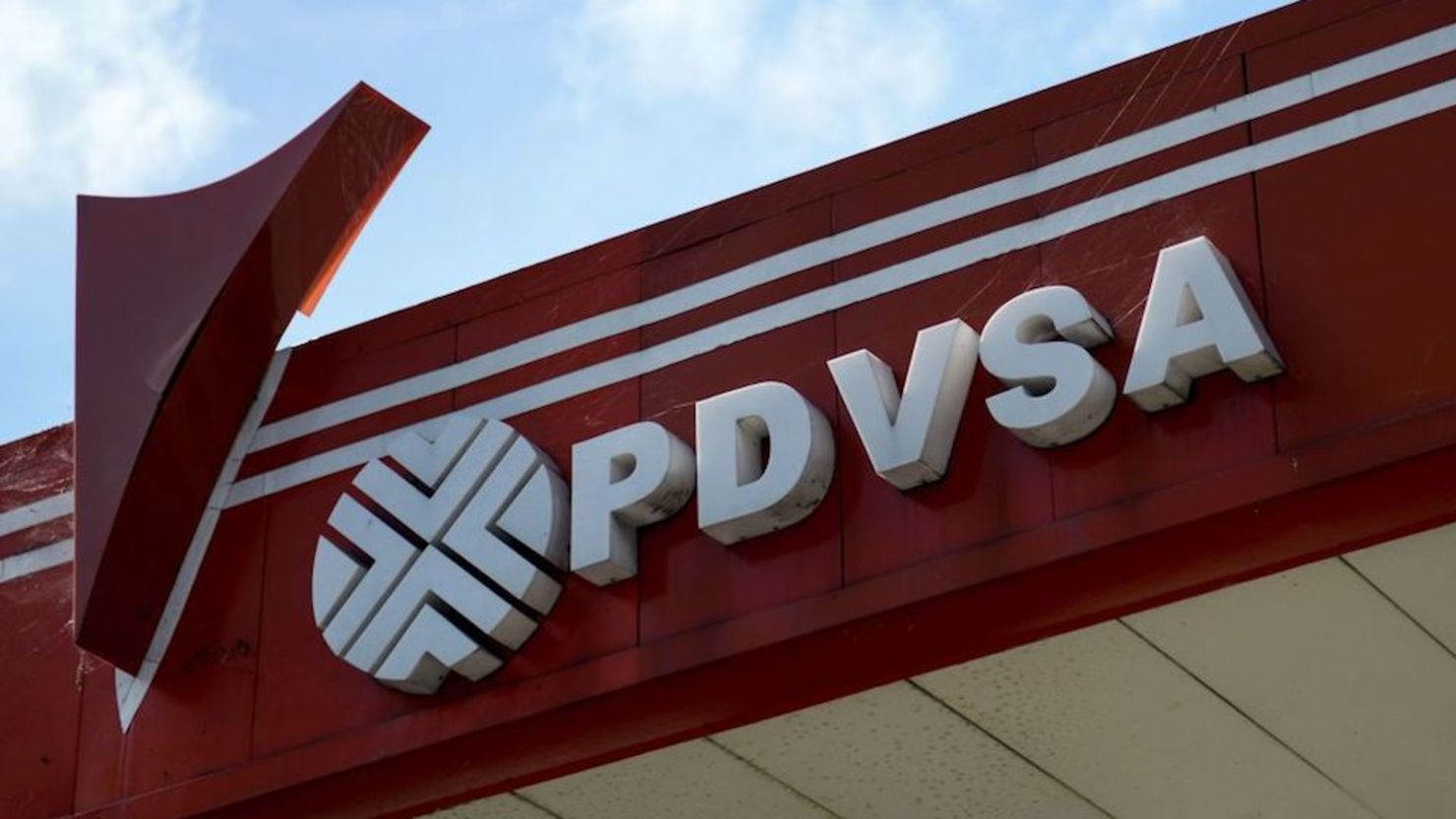 Logo de PDVSA. Crédito: FEDERICO PARRA/AFP/Getty Images)