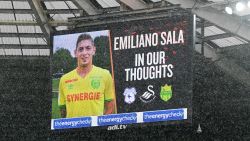 Un tributo a Emiliano Sala antes del partido de la Cuarta Ronda de la Copa FA entre Swansea City y Gillingham, en Swansea, Reino Unido.