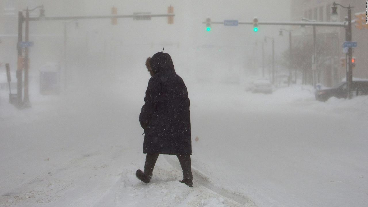 CNNE 611159 - tormenta invernal provoca frio intenso en estados unidos