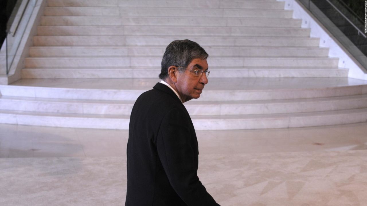 CNNE 613625 - ¿quien es oscar arias?