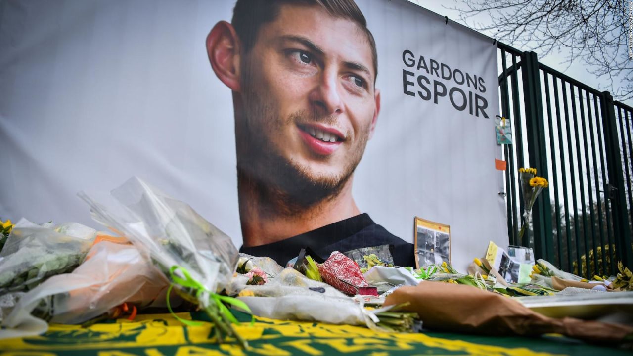 CNNE 613680 - sacan un cuerpo del avion accidentado de emiliano sala