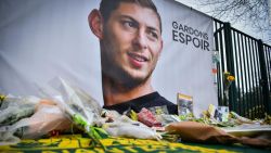 CNNE 613680 - sacan un cuerpo del avion accidentado de emiliano sala