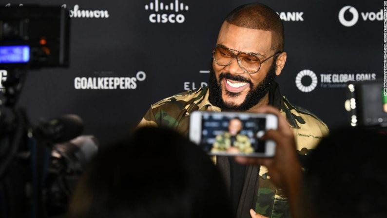 El actor y director Tyler Perry. Fecha de nacimiento: 13 de septiembre.