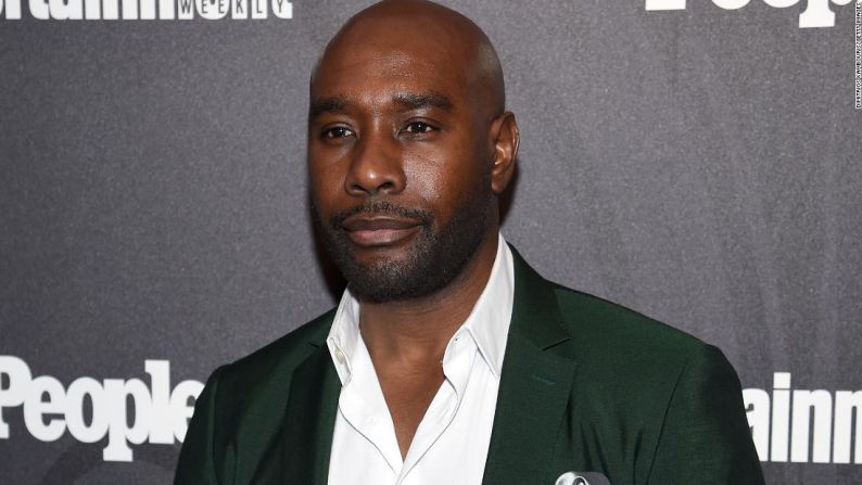 El actor de "Rosewood" Morris Chestnut. Fecha de nacimiento: 1 de enero.