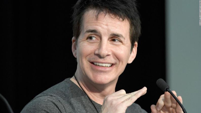 El actor Hal Sparks. Fecha de nacimiento: 25 de septiembre.