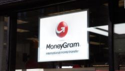 CNNE 615104 - moneygram sigue hacia la baja